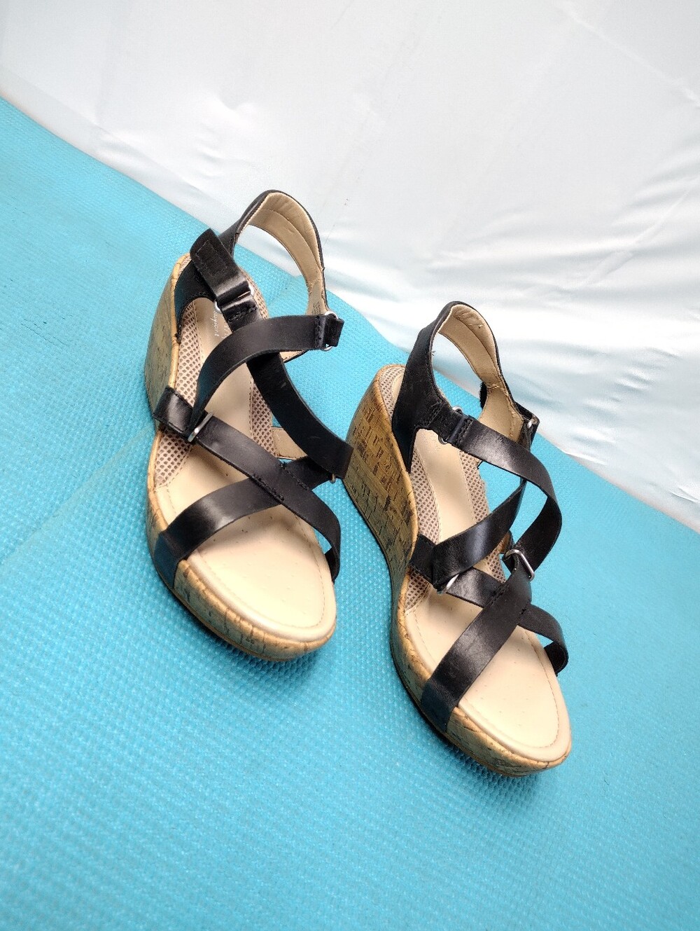Easy Spirit Strappy Wedge Leather Sandals Black Size 9